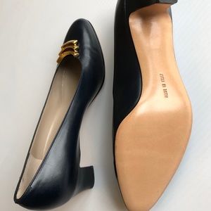 🎄Price Drop🎄FERRAGAMO Navy Leather Shoe NWOB